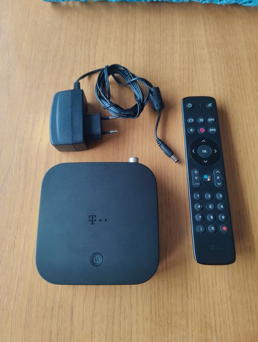 Dekoder STB-HY4402 T-Mobile Magenta Smart Box Multiroom