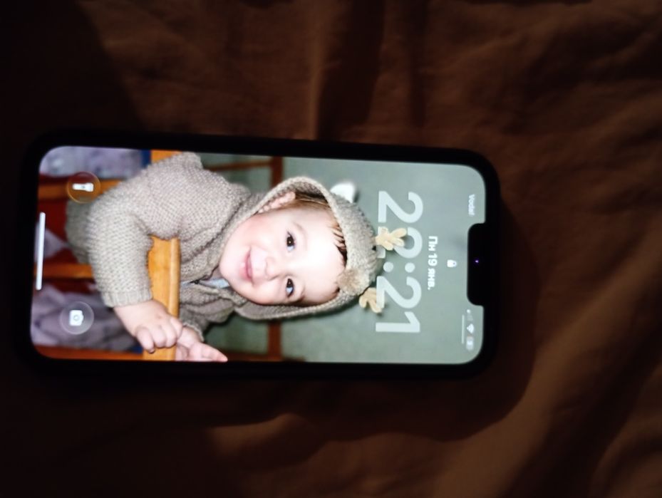 Продам Айфон 13 на 128 гб