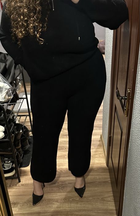 Костюм жіночий чорний