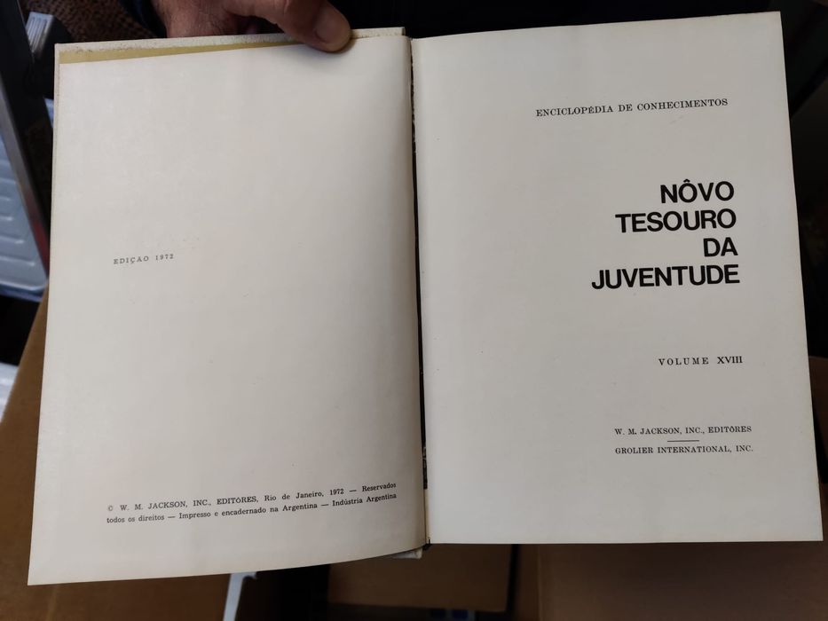 Enciclopédia 18 volumes