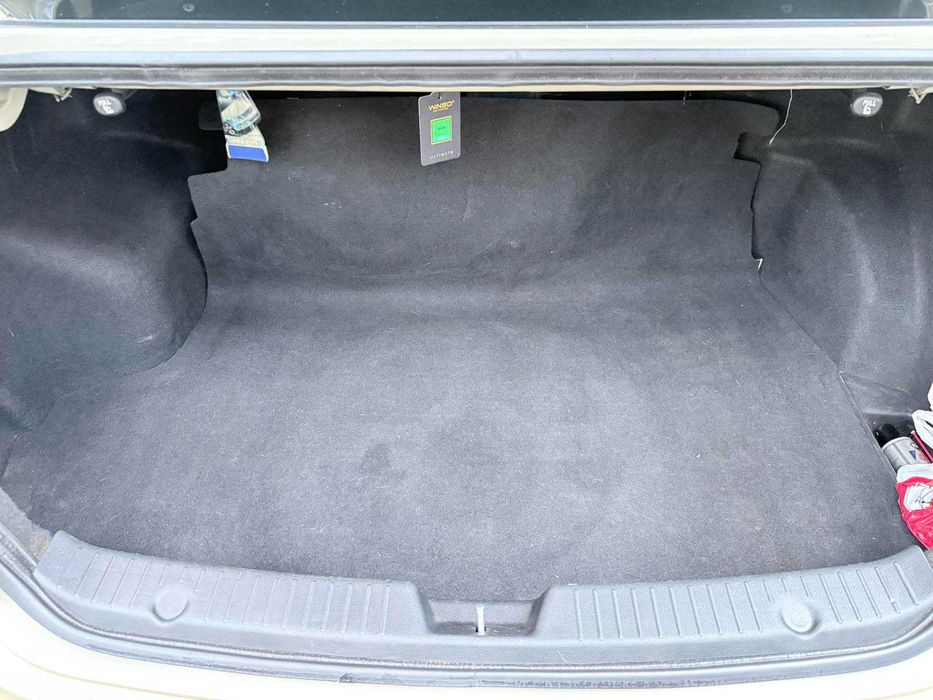 Hyundai Sonata 2010 VIN KMHEC41BABA130637 фото оголошення 5 з 18