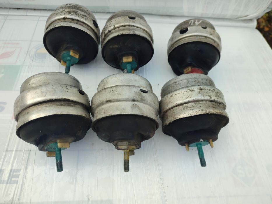 Подушки двигуна Audi a4 b7 подушка мотора ауді а4 б6 а6 с5 2.0 tdi