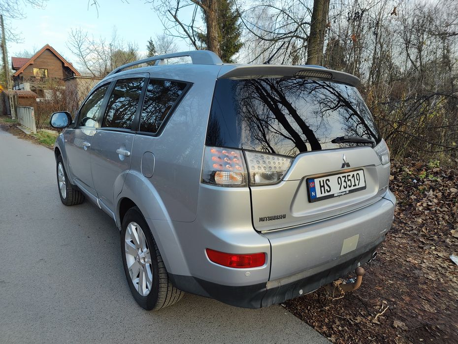 Mitsubishi Outlander XL 2.0D 4×4 7 місць 2007 рік для ЗСУ та