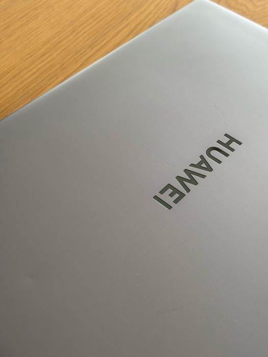 Huawei Matebook 16 - AMD R7 - 512GB