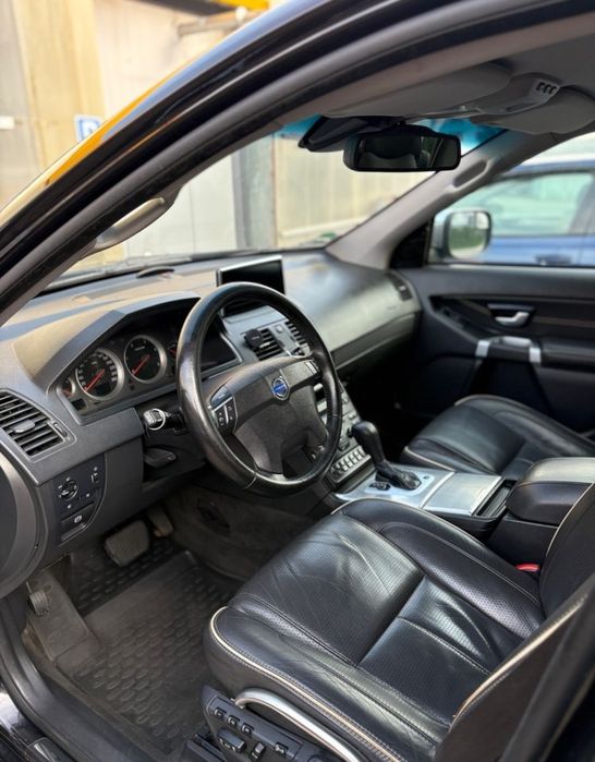 Надійний Volvo 2011  XC90 2.4D для ЗСУ