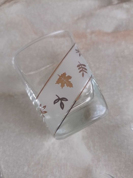 Рюмки/бокалы/стаканы/посуда