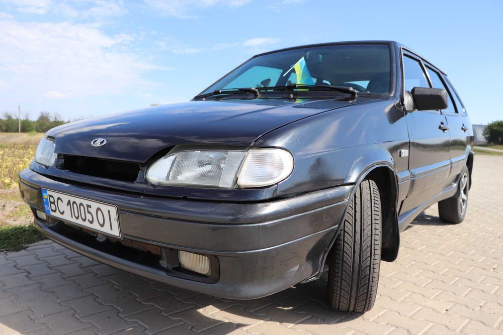 Автомобіль ВАЗ-2114