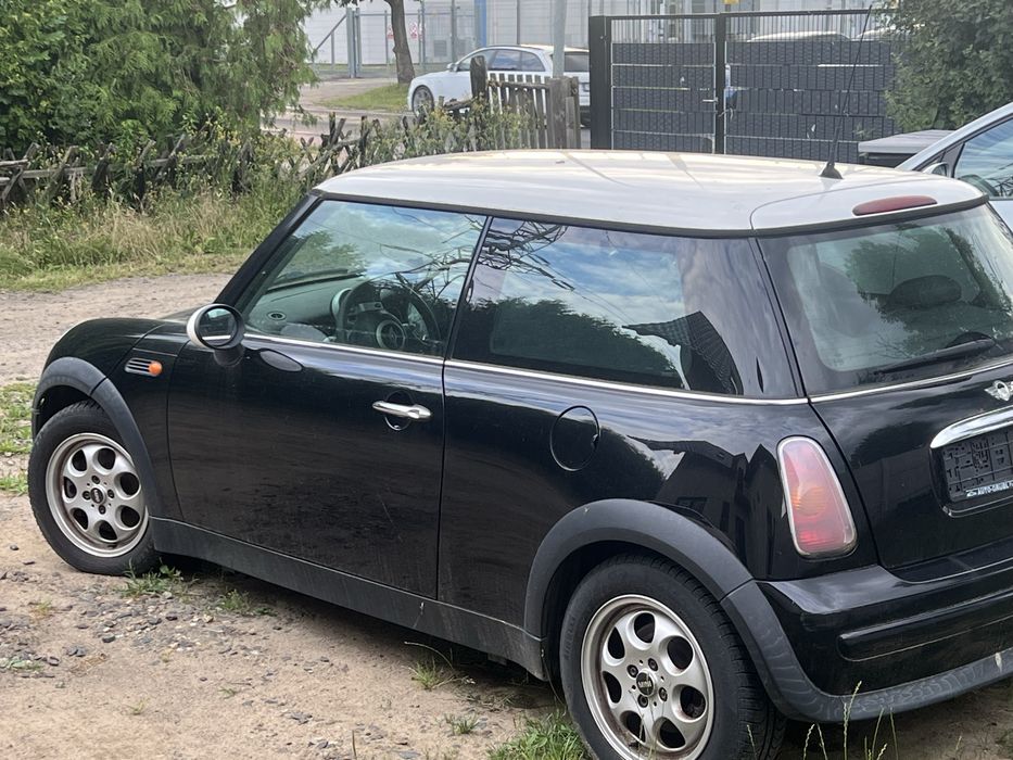 Cooper 1.6 benzyna, 2490