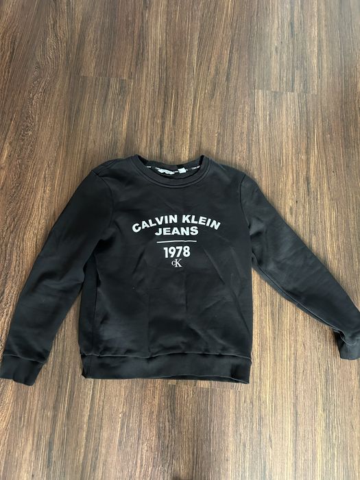 Продам кофту calvin klein