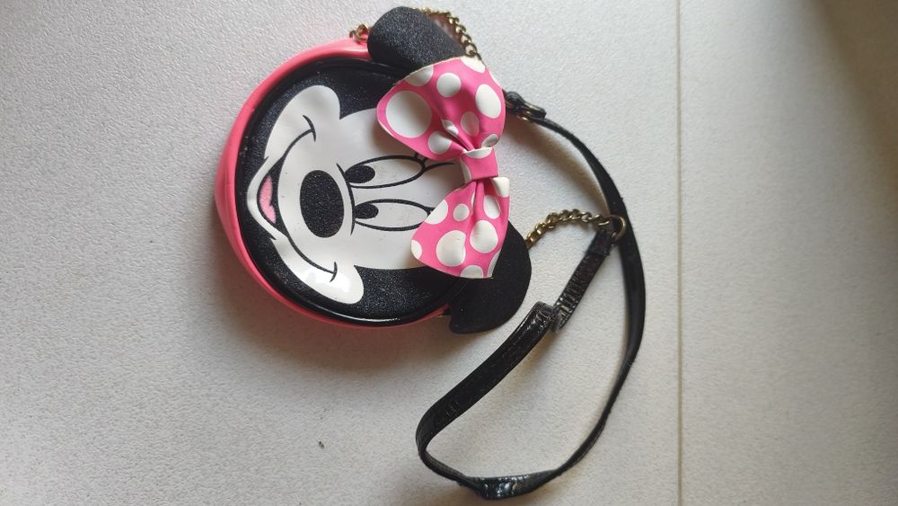 Vendo bolsas para meninas em ótimo estado