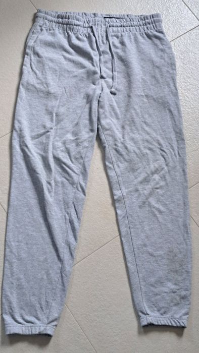 Várias roupas para desocupar 1,50€