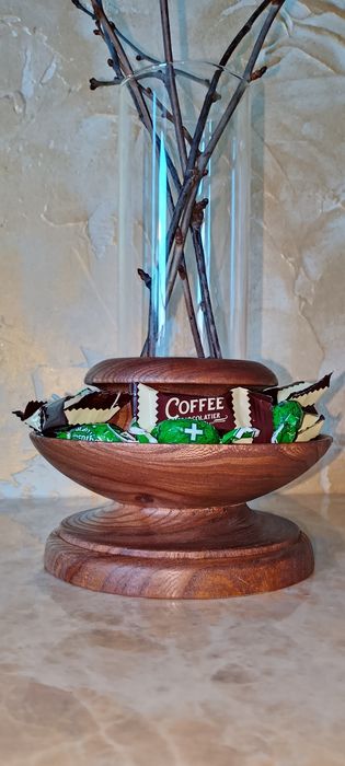 Подставка под вазу-колбу