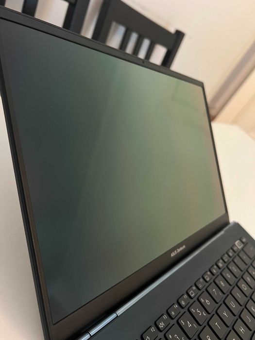 ASUS Zenbook 14 OLED | i7 Evo | 16GB | 1TB | Como novo
