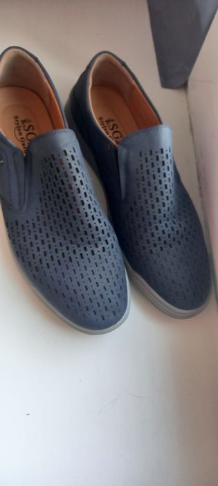 Продам мужские туфли
