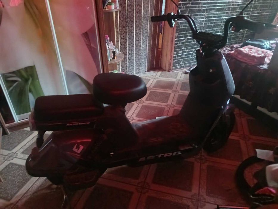 Продам електроскутер
