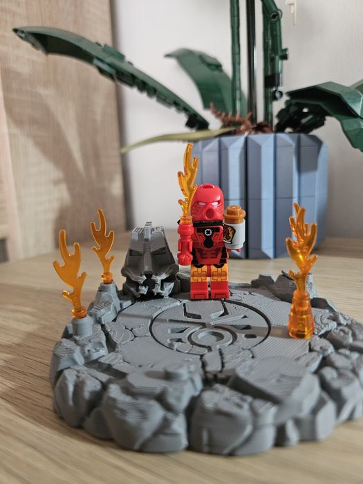 Lego bionicle minifigurka + podstawka