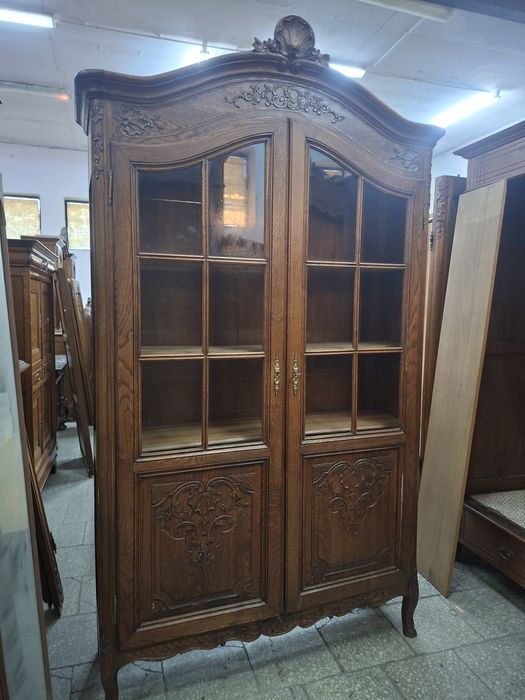 Stara dębowa biblioteczka ludwikowska witryna Francja