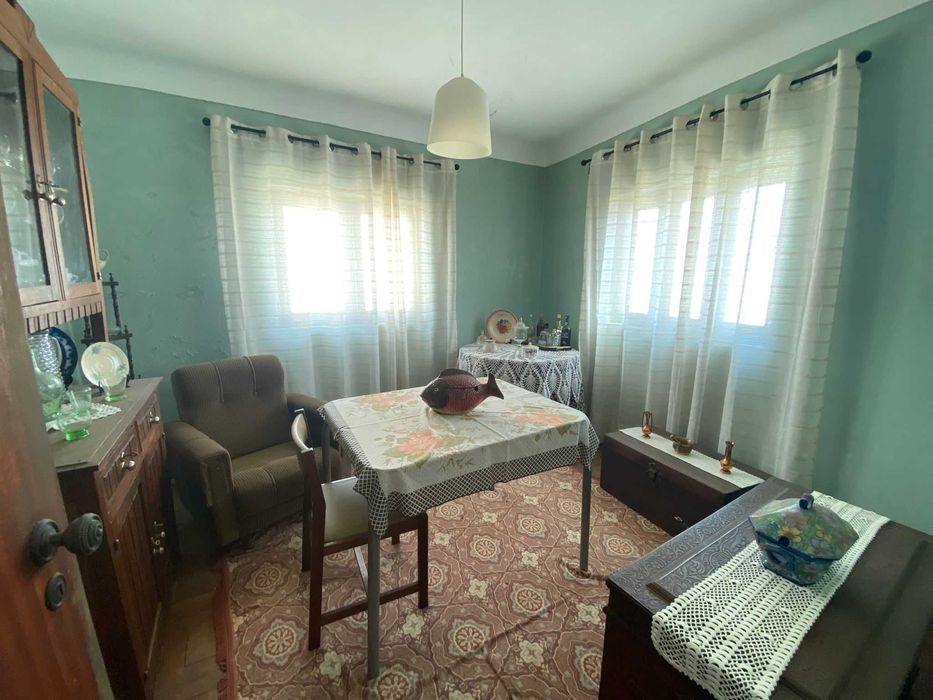 Moradia em Vale de Azares - Celorico da Beira