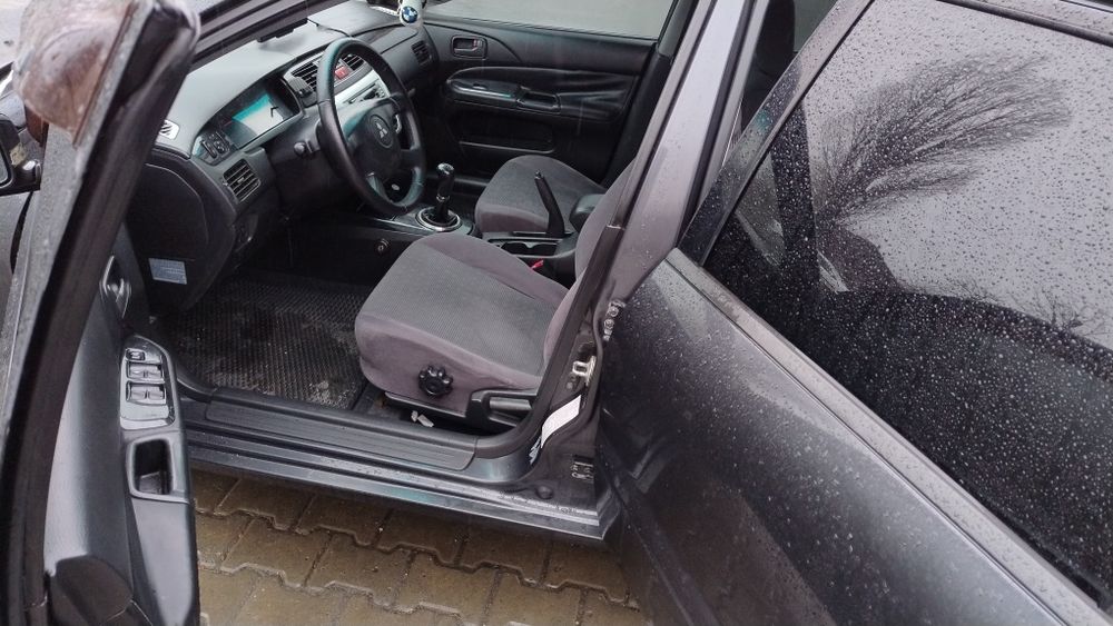 Авто продається в кредит  так і за готівку кого цікавить звоніть!!!