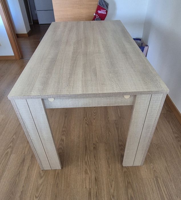 Mesa de refeição - sala