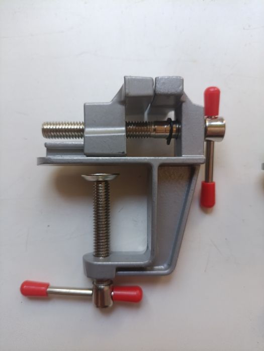 Маленькие  тиски