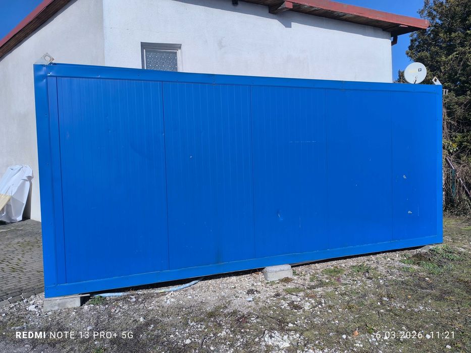 Kontener z oknem