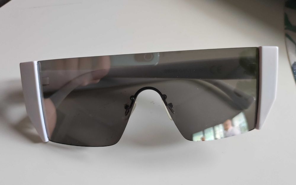 Oryginalne okulary przeciwsłoneczne