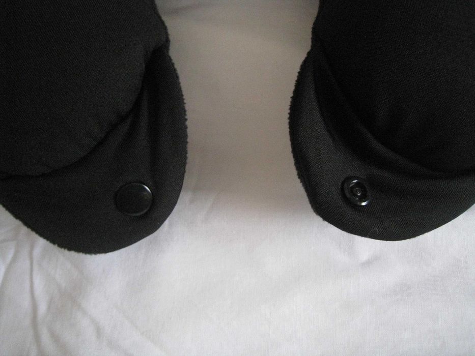 Almofada de Pescoço Preta