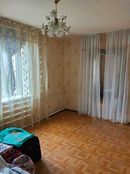 Продам дом в березановке район 115 шк.