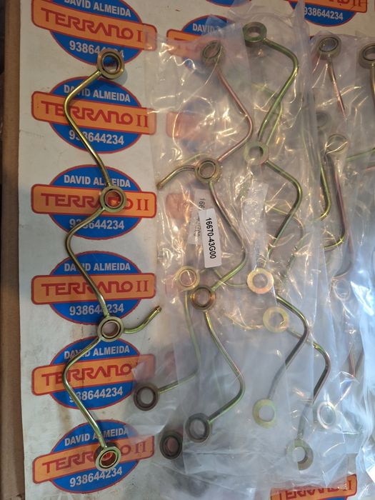 Régua dos Injetores Nissan Terrano II e Ford Maverick