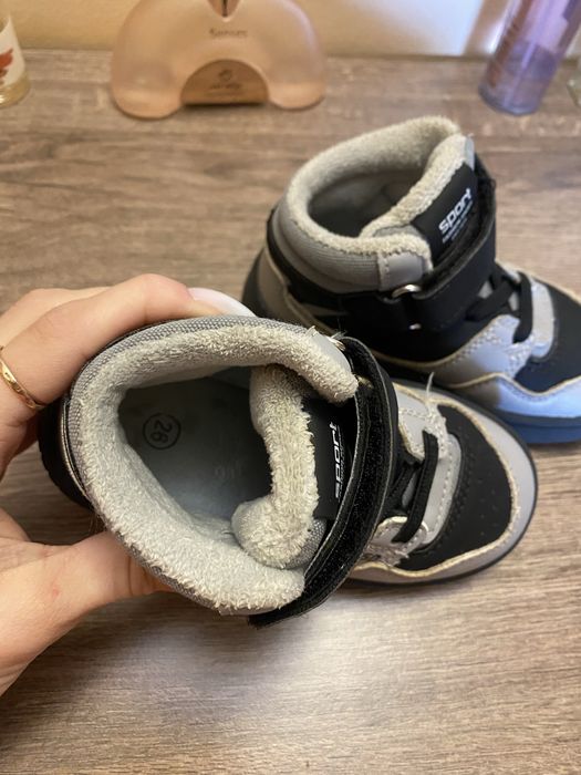 Кросівки дитячі