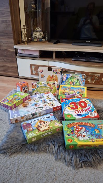 Gry planszowe 8 szt plus 2x puzzle
