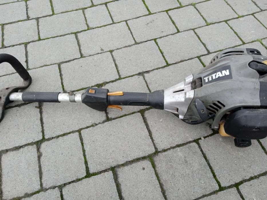 Silnik do podkaszarki lub nożyc titan