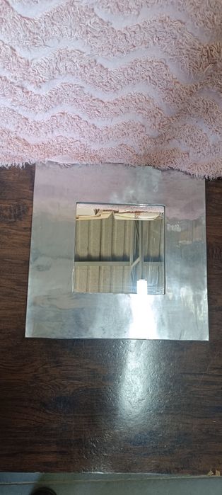 Kwadratowe lustro metalowe