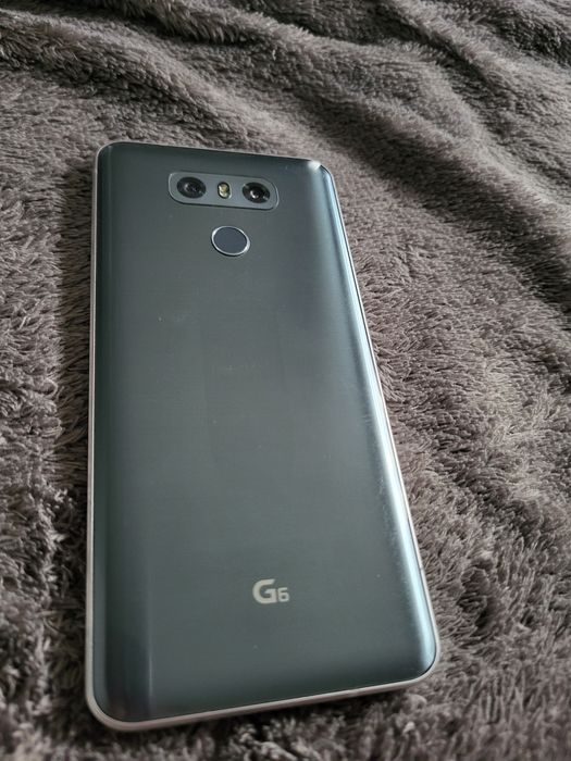 Продам телефон LG G6 4/32