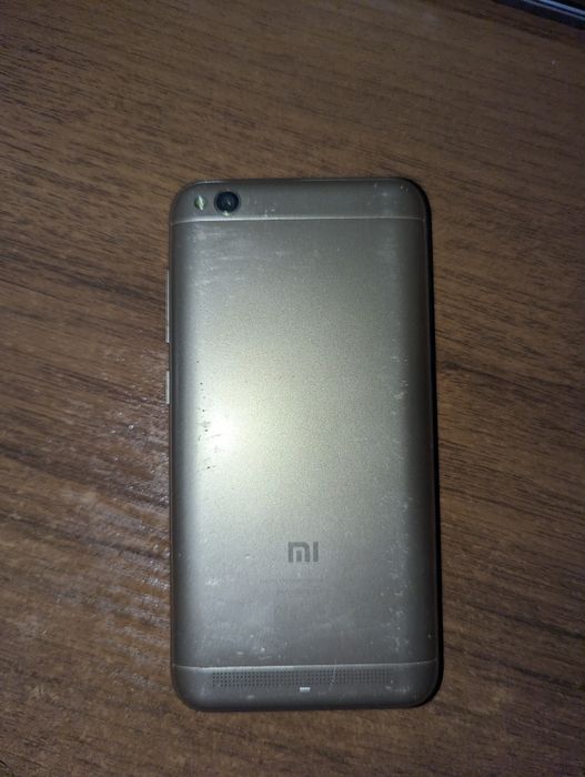 телефон Xiaomi Redmi 5a