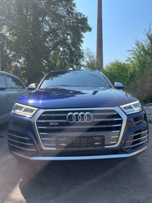 Ауді sq5 premium