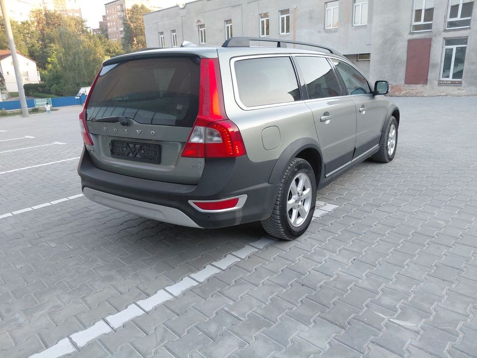 Volvo  XC70  2.4 дизель D5 для ЗСУ