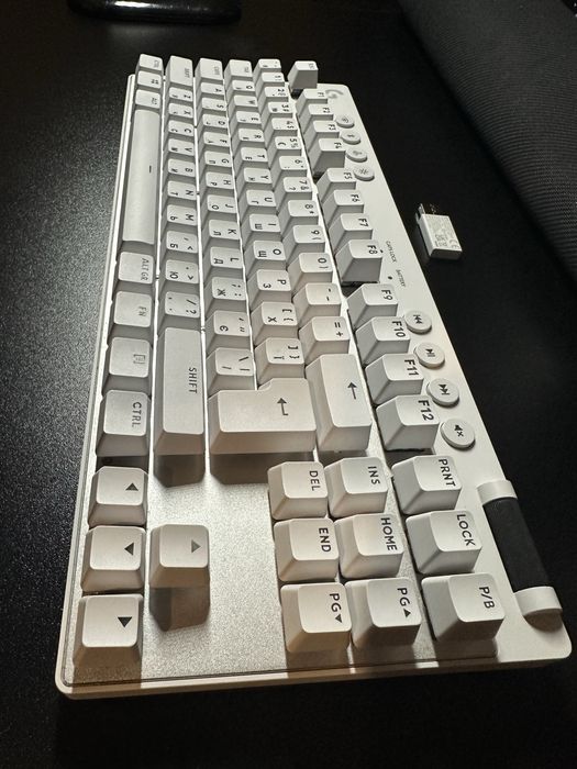 Клавиатура logitech PRO X TKL LIGHTSPEED