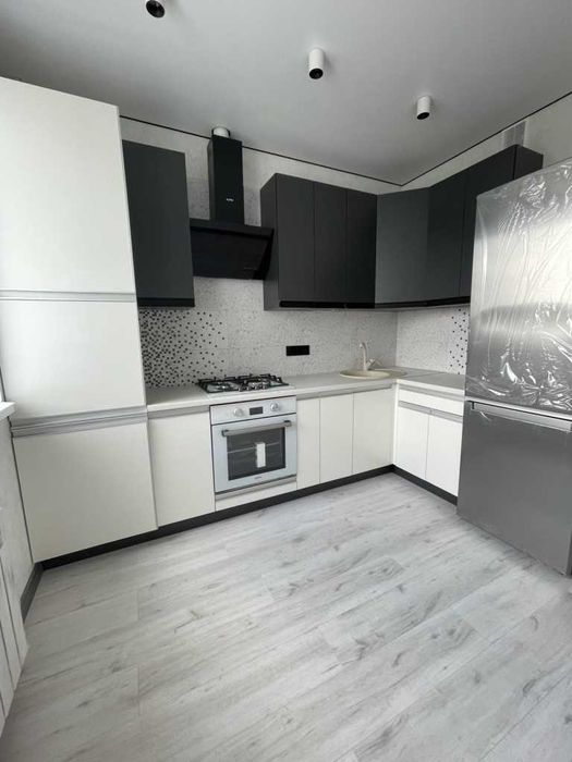 Продам 1к квартиру в новобудові, 38кв.м. 6/9 пов, теплолічильник