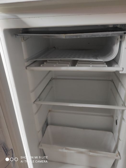 Холодильник малий Whirlpool