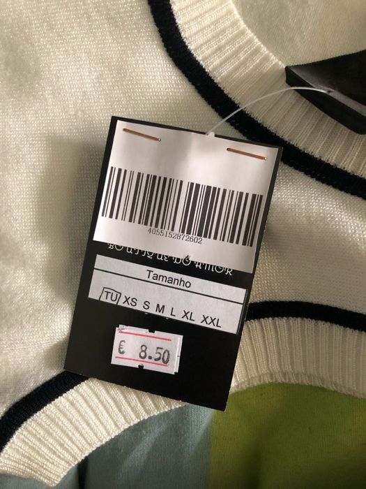 Vestido de Malha com Laços