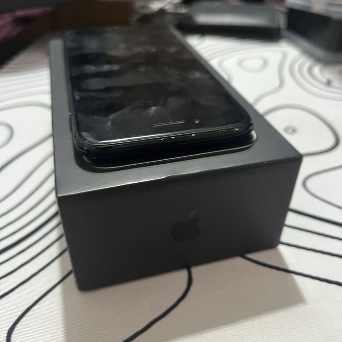 iPhone 7 128GB Preto / Desbloqueado / Caixa Original
