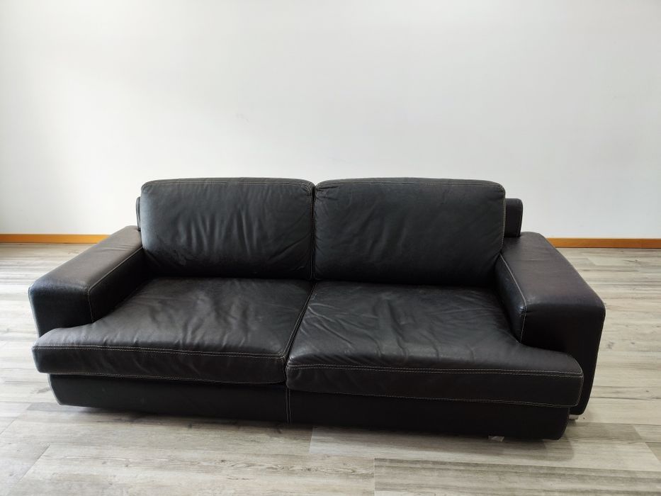 Sofa em pele genuína