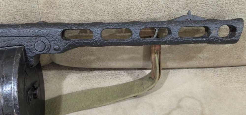 Макет муляж игрушка ППШ