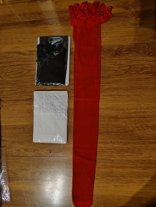 Pończochy jednolite wysokie białe