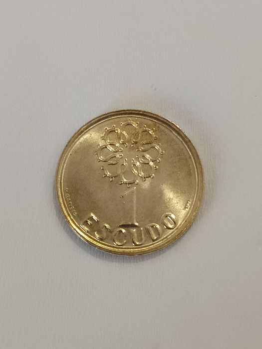 Moeda de 1 escudo da república portuguesa