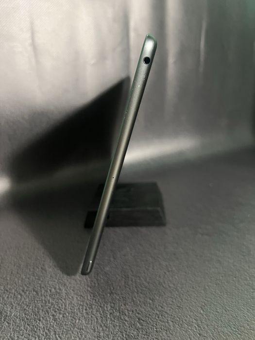 iPad 9.7 128GB Space Gray WIFI