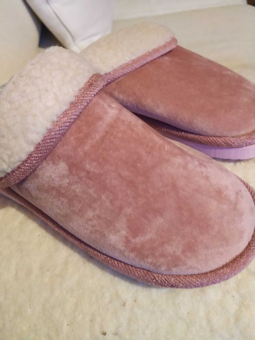 Pantufas novas quentinhas 37