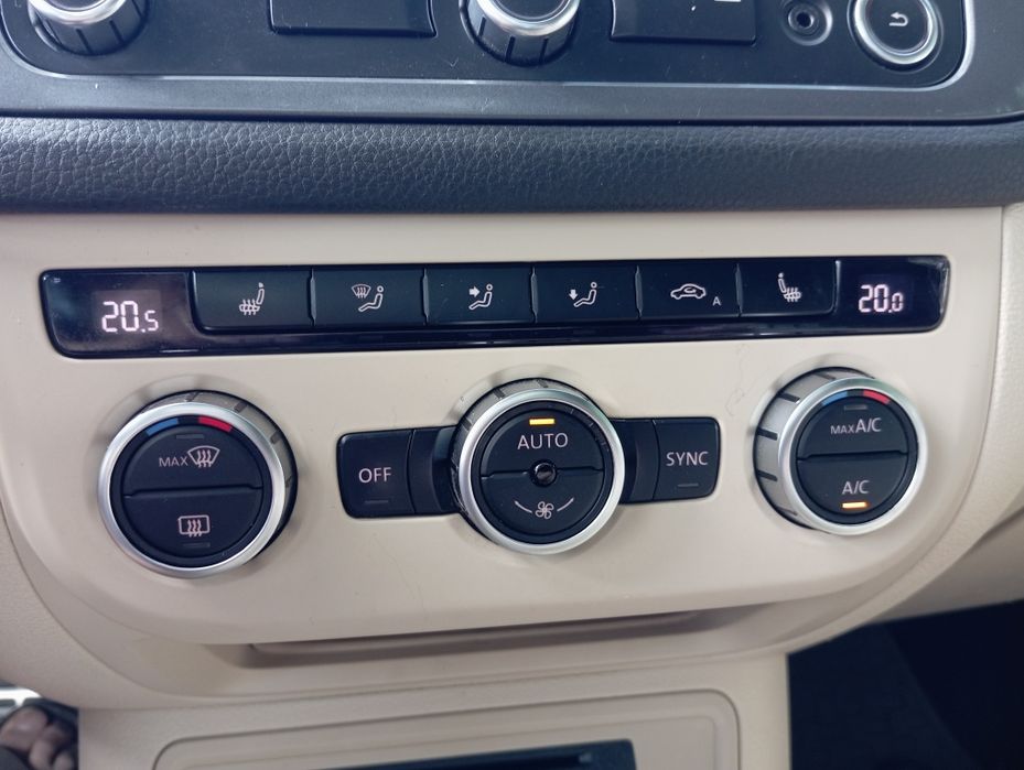 Volkswagen Tiguan 2014 VIN WVGAV7AX4FW009831 фото оголошення 14 з 24